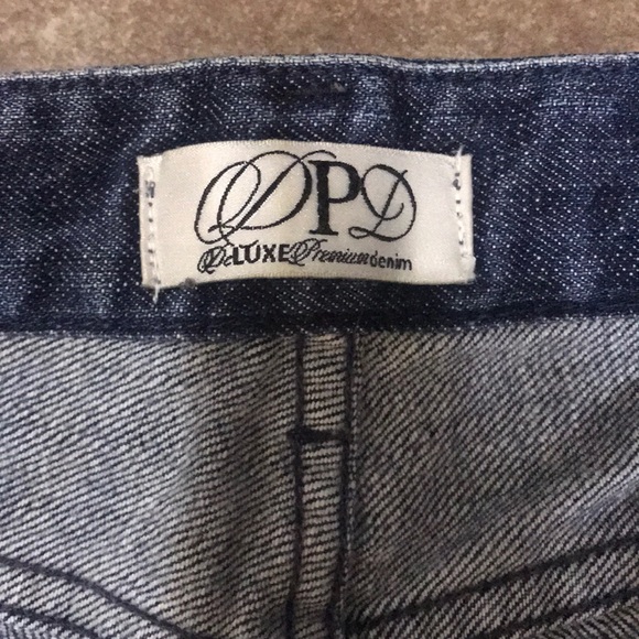 Jeans - Picture 2 of 4